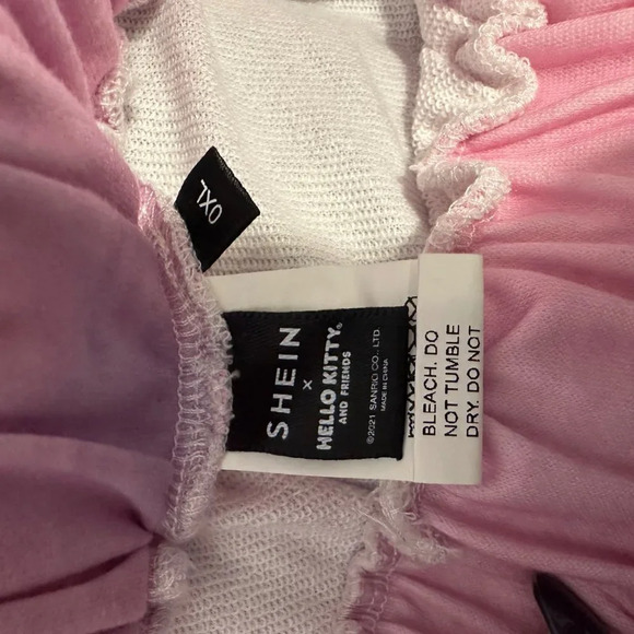 SHEIN x Hello Kitty Jogger Sweatpant - Picture 2 of 4